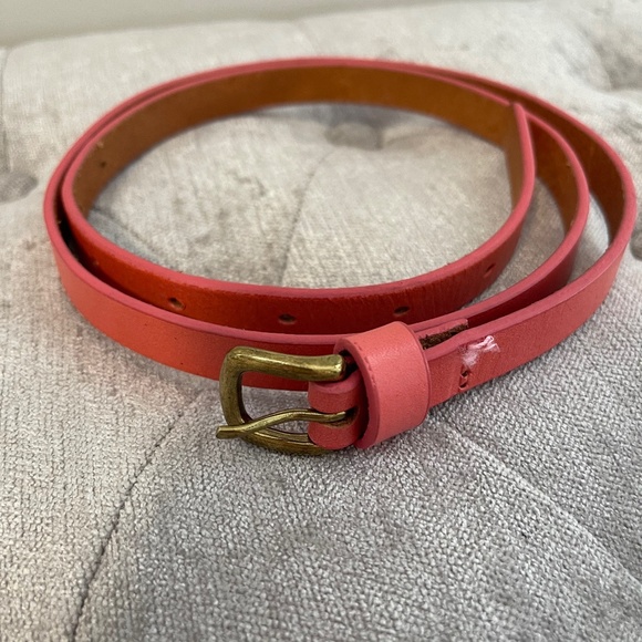 American Eagle Pink Leather Skinny Belt - Picture 1 of 3
